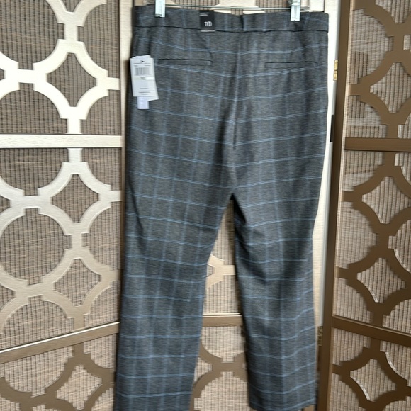 Amanda & Chelsea Ankle Pant - Picture 4 of 8